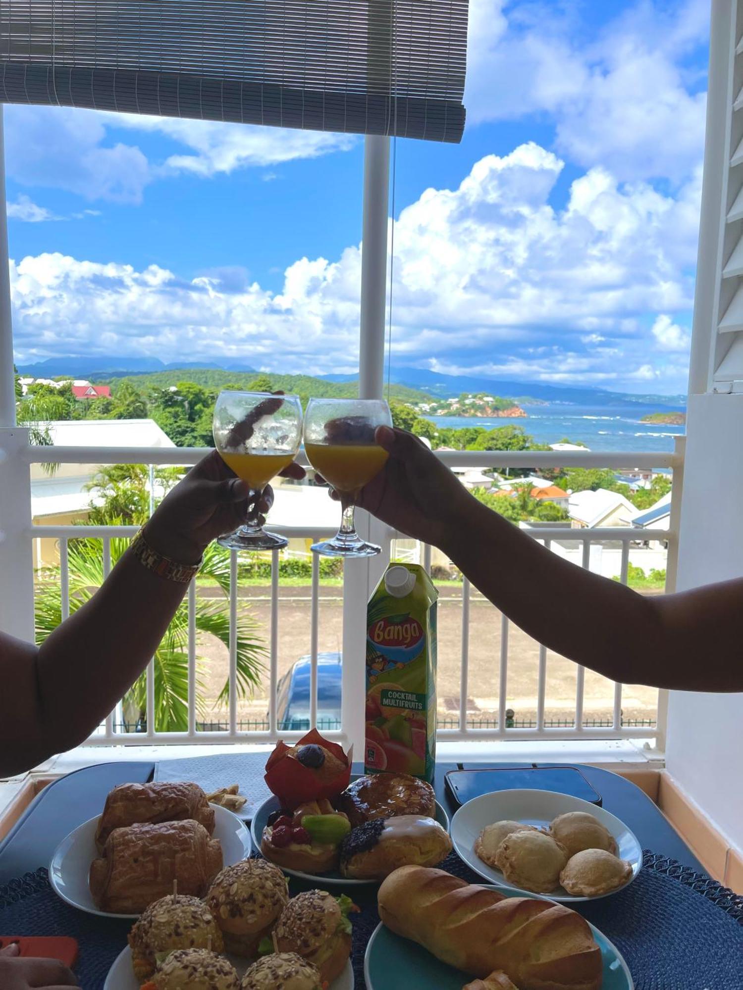 Appartement Vue Mer A 2 Minutes A Pied Des Plages Tartane Ла-Трініте Екстер'єр фото